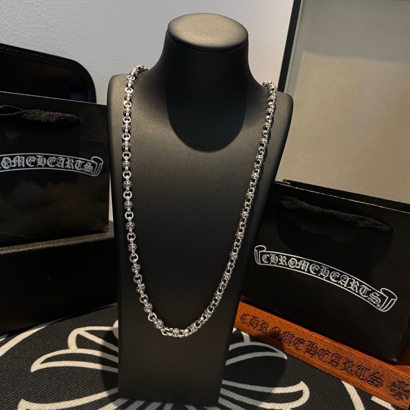 Ch*0me He**ts necklaces